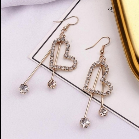 NOT AVAILABLE**Betsey Johnson Crystal Heart Earrings Dangle CZ Rhinestones NEW - Picture 6 of 9